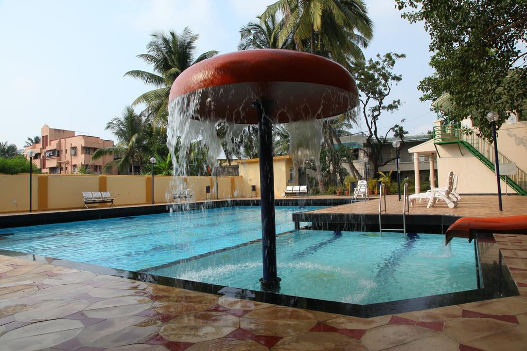 Hotel Ravikiran Alibaug Алибаг Екстериор снимка